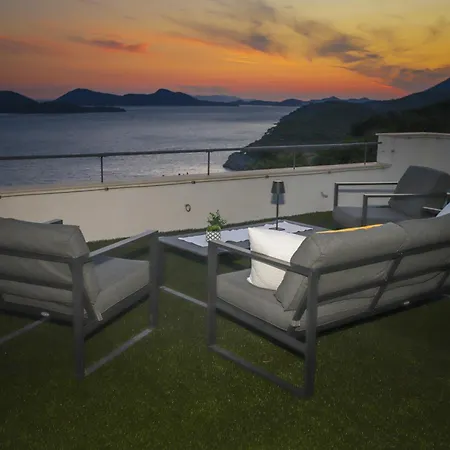 Villa New, Bond Dubrovnik, Beautiful Sea View Near With Heated Pool