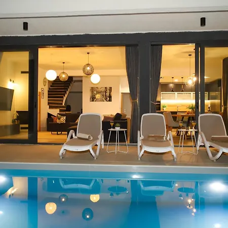 New, Bond Dubrovnik, Beautiful Sea View Near With Heated Pool فيلة *