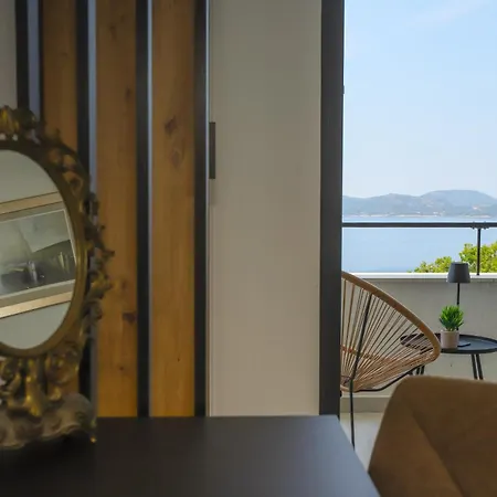 New, Bond Dubrovnik, Beautiful Sea View Near With Heated Pool فيلة زاتون