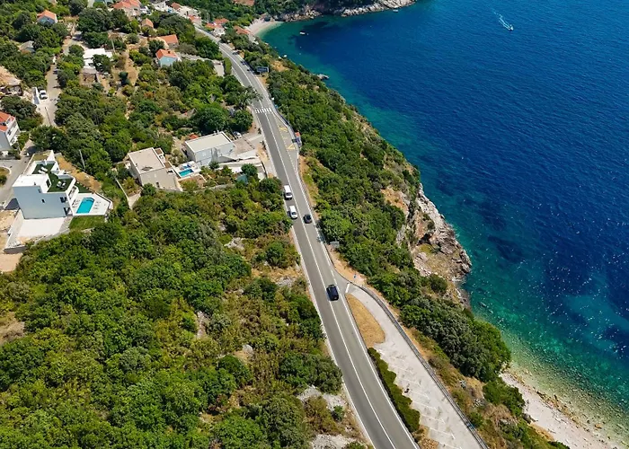 New, Bond Dubrovnik, Beautiful Sea View Near With Heated Pool Zaton (Dubrovnik-Neretva)
