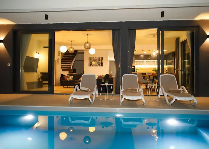 New, Bond Dubrovnik, Beautiful Sea View Near With Heated Pool Vila *