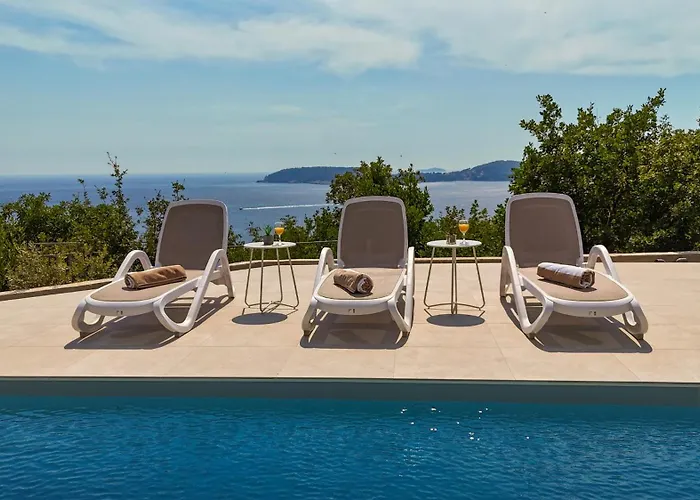 New, Bond Dubrovnik, Beautiful Sea View Near With Heated Pool Vila *