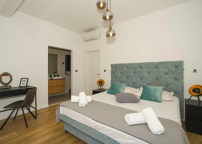 Vila New, Bond Dubrovnik, Beautiful Sea View Near With Heated Pool *