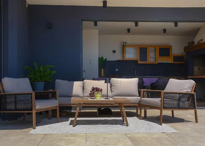 New, Bond Dubrovnik, Beautiful Sea View Near With Heated Pool Zaton (Dubrovnik-Neretva)