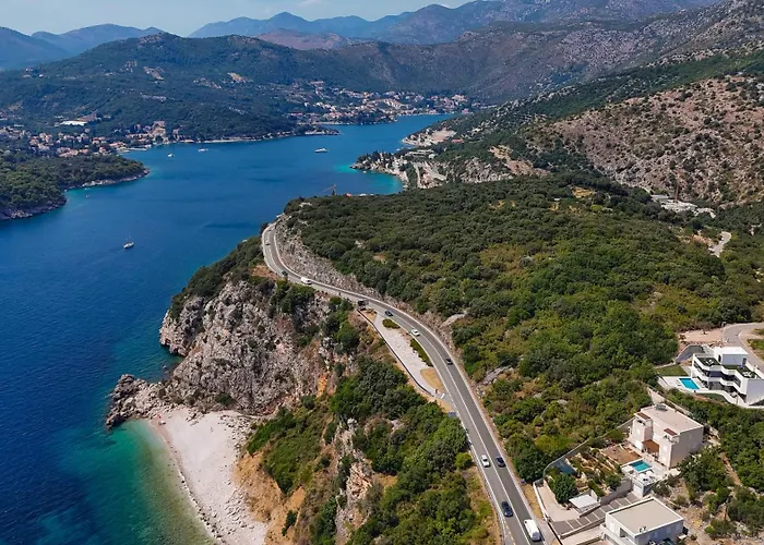 New, Bond Dubrovnik, Beautiful Sea View Near With Heated Pool