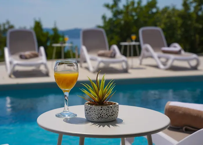 New, Bond Dubrovnik, Beautiful Sea View Near With Heated Pool Vila *