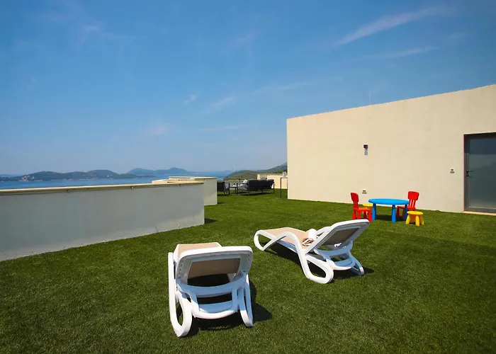 New, Bond Dubrovnik, Beautiful Sea View Near With Heated Pool