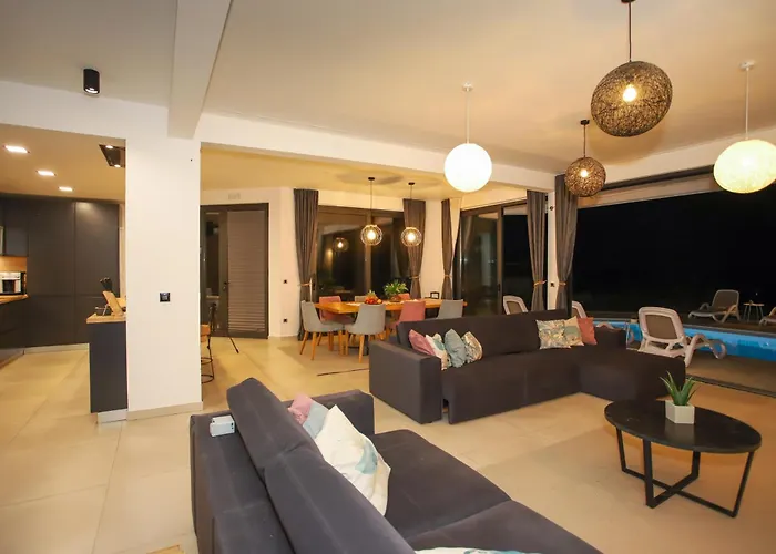 New, Bond Dubrovnik, Beautiful Sea View Near With Heated Pool Vila Zaton (Dubrovnik-Neretva)